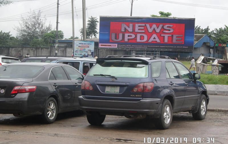 Port-Harcourt LED Board at ALONG ABA ROAD BY AIR FORCE JUNCTION FTF ARTILLERY, SHELL TO RUMUOLA, NAF HELIPORT, STADIUM,P/H (PM)