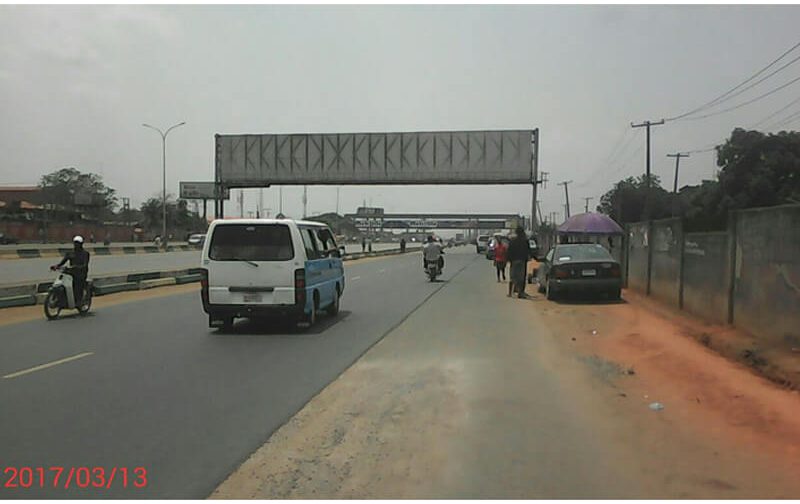 ONITSHA GANTRY ALONG ONITSHA ASABA ROAD BY UGA JUNCTION FTT ASABA (INVM)