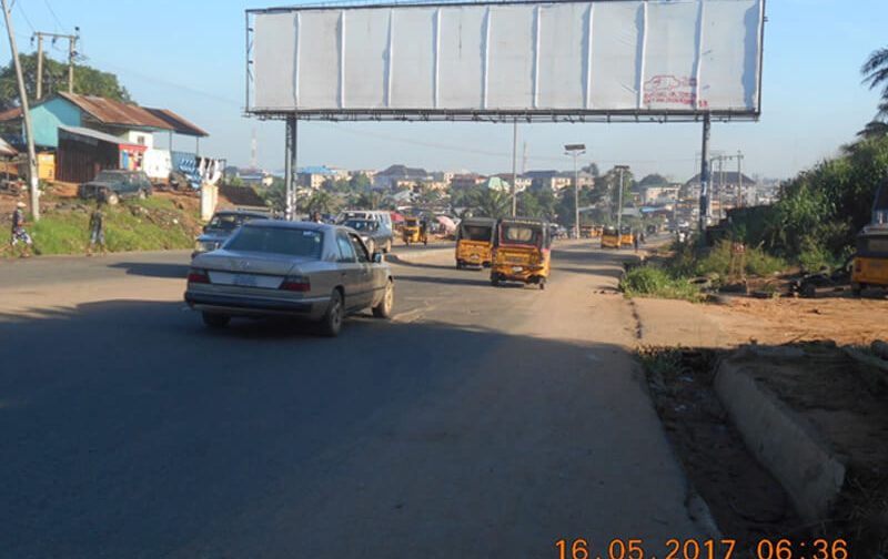 Owerri Cross Road Gantry Along Owerri- Aba Road Opposite Tipper Park FTF Poly Junction (AM)