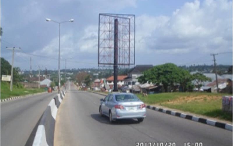 Uyo Portrait board Uyo Along Uwaniba La-Meridian Five Star Hotel Close To UniUyo Campus Junction FTF Uni Uyo Campaus (AM)