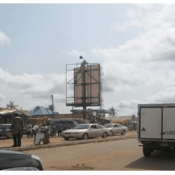 Benue Unipole AT MKAR RD ROUNDABOUT OPPOSITE UNION BANK (GO)