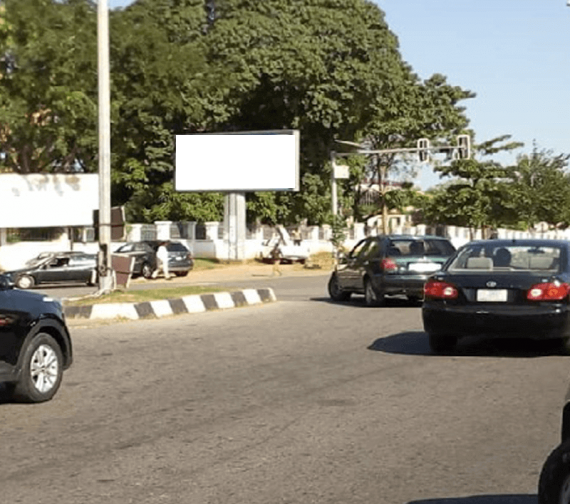 Abuja Unipole Along LHS on Aguiyi Iron Street, driving from Wuse towards Aguiyi Iron Street (GO)