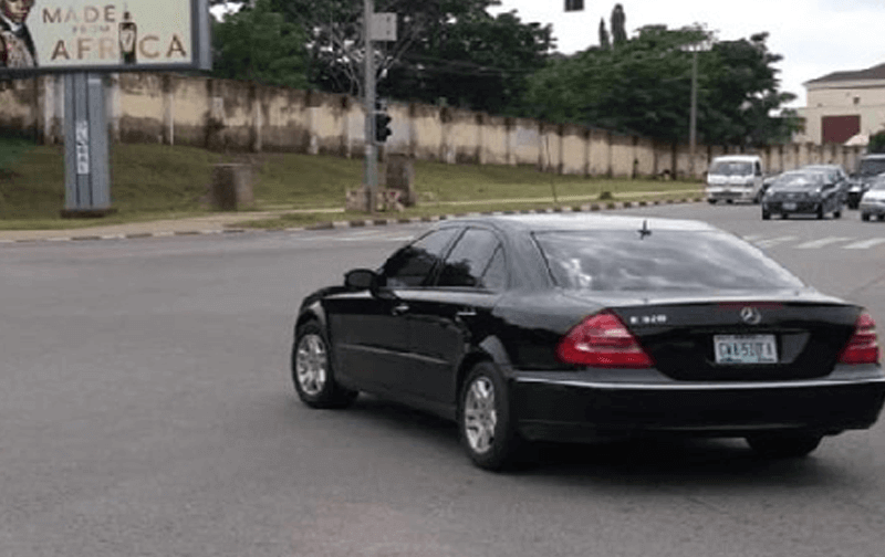 Abuja Unipole LHS on the Shehu Shagari way, driving from Nnamdi Azikiwe expressway towards Shehu Shagari way (GO)