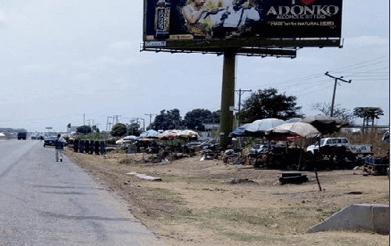 Abuja Unipole RHS on the Abuja okoja expressway, driving from Kaduna Lokoja Road Towards Gwagwalada (GO)