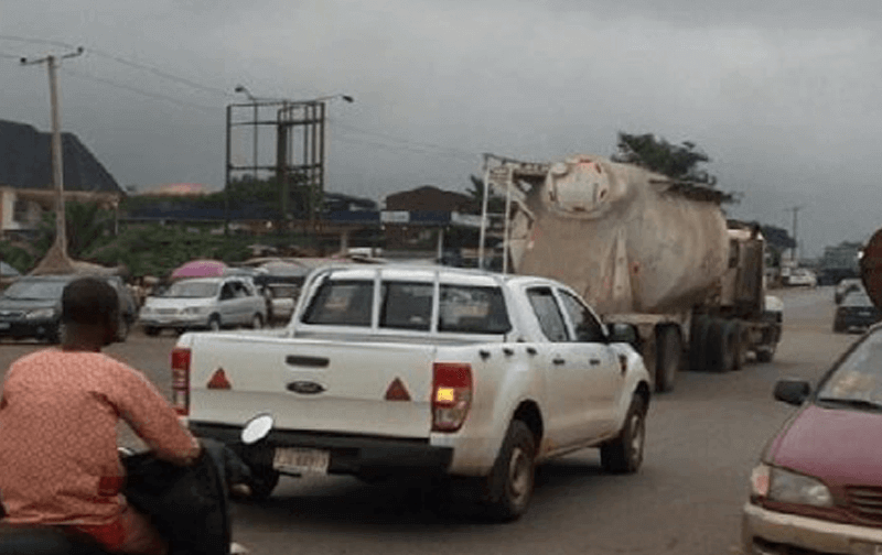 Akure Unipole beside Jas city petrol station (GO)
