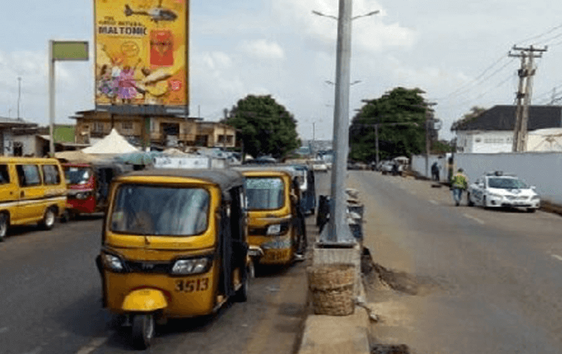 Awka Unipole Along AMAWBIA-ABAGANA RD NO 40A OPP POL HQ BESIDE GLO BRANDED FILLING STATION (GO)