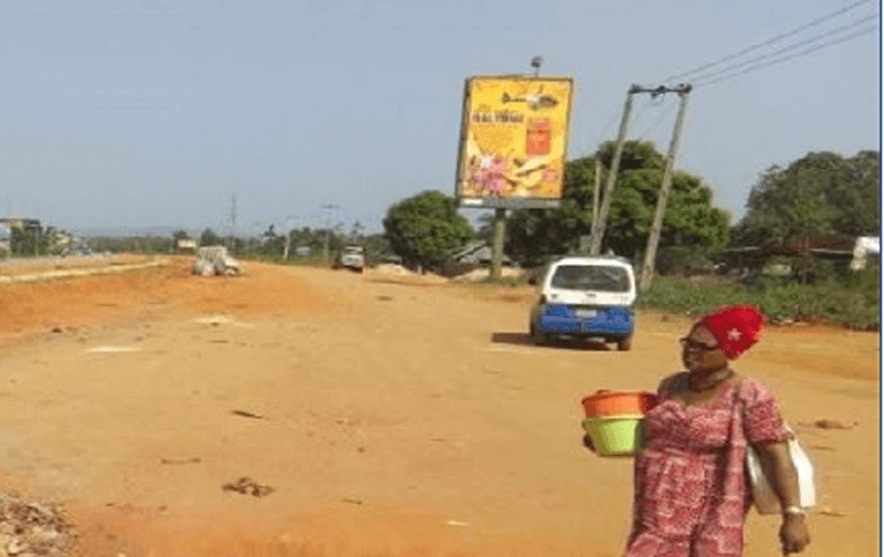 Awka Unipole Along ENUGU-AWKA EXPRESSWAY BY OLD RD JUNCTION BESIDE COCA COLA CONTAINER OPP NIG IMMIGRATION BOARD (GO)