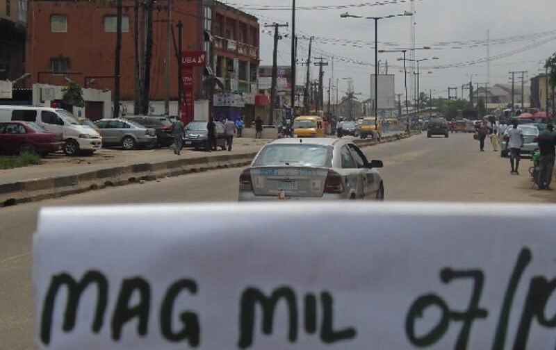 Rooftop Board 51/52 OGBA ROAD AGEGE FTF AGEGE (OE)