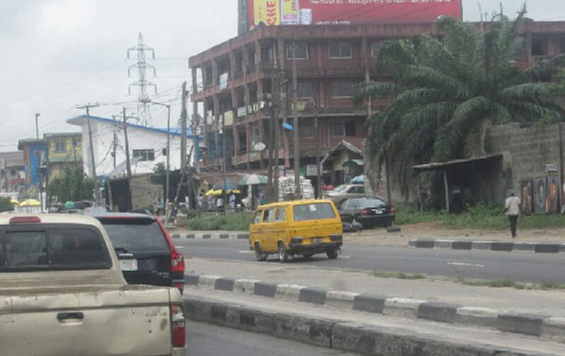 Rooftop Board ALONG IKORODU RD AT OJOTA BUS-STOP FTF MARYLAND (OE)