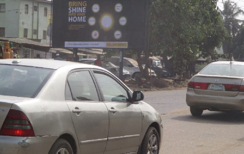 48 Sheet ALONG SAGAMU IKORODU ROAD OPPOSITE ORIWU FTF SAGAMU (OE)