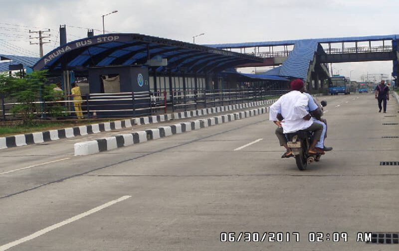 ARUNA BUS STOP BUS SHELTER (WH)