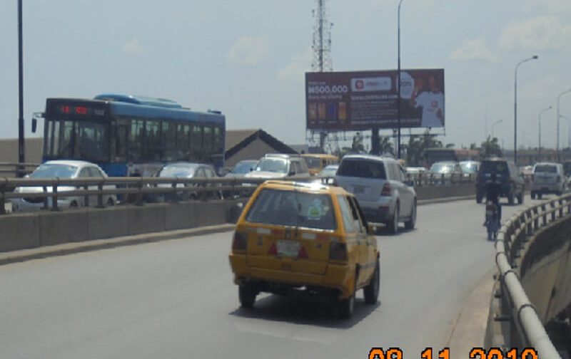 Unipole Board IKORODU RD, DORMANLONG PREMISES FTF OJULELEGBA (OE)