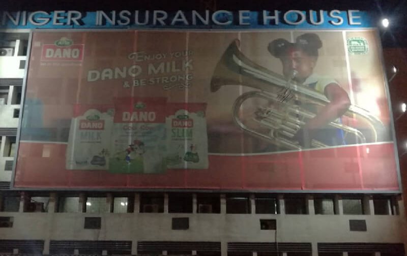 NIGER INSURANCE BUILDING HOUSESTOP (OE)