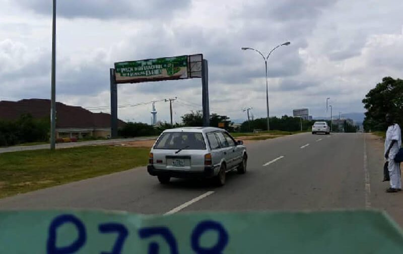 Abuja Gantry SHEHU SHAGARI WAY BY MM WAY(DEEPER LIFE JUNCT.) AREA 11 (OE)