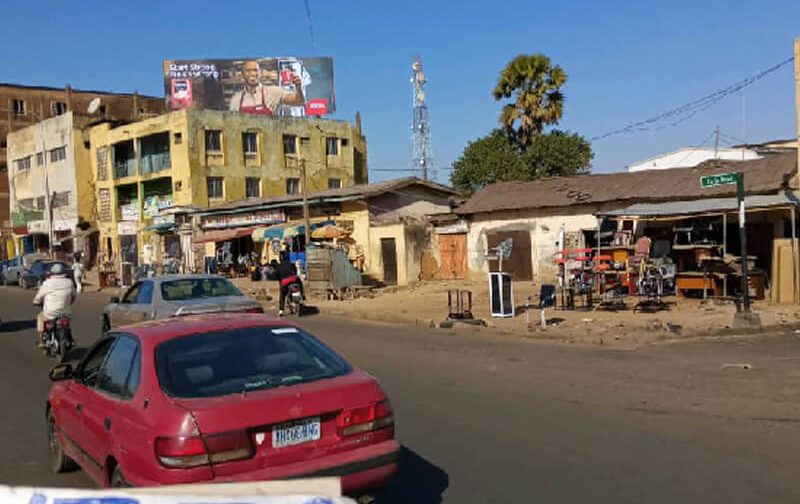 Kaduna Rooftop W8 AHMADU BELLOW WAY CLOSE TO KADUNA CENTRAL MARKET (OE)