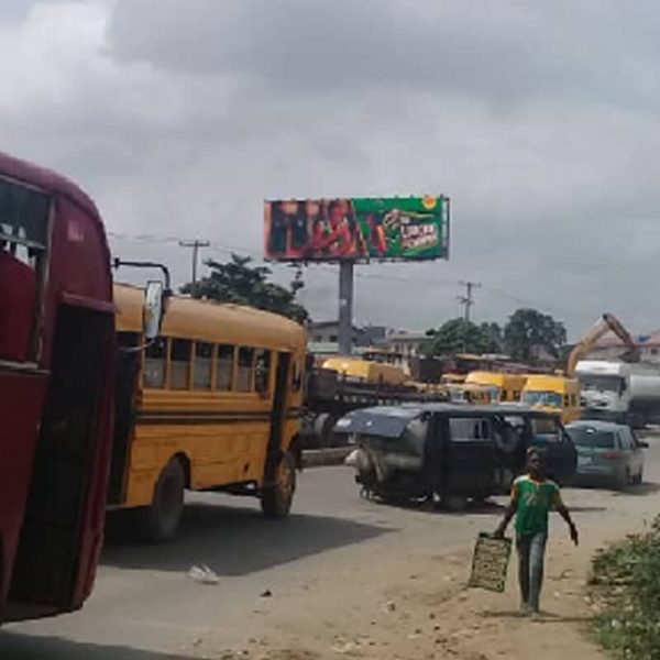 Digital LED Board 5TH AVENUE CEMENT BUSTOP , IKEJA ALONG ROAD (A&J)